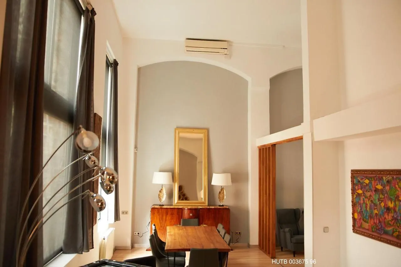 Alcam Alio Cine Apartment Barcelona Spain