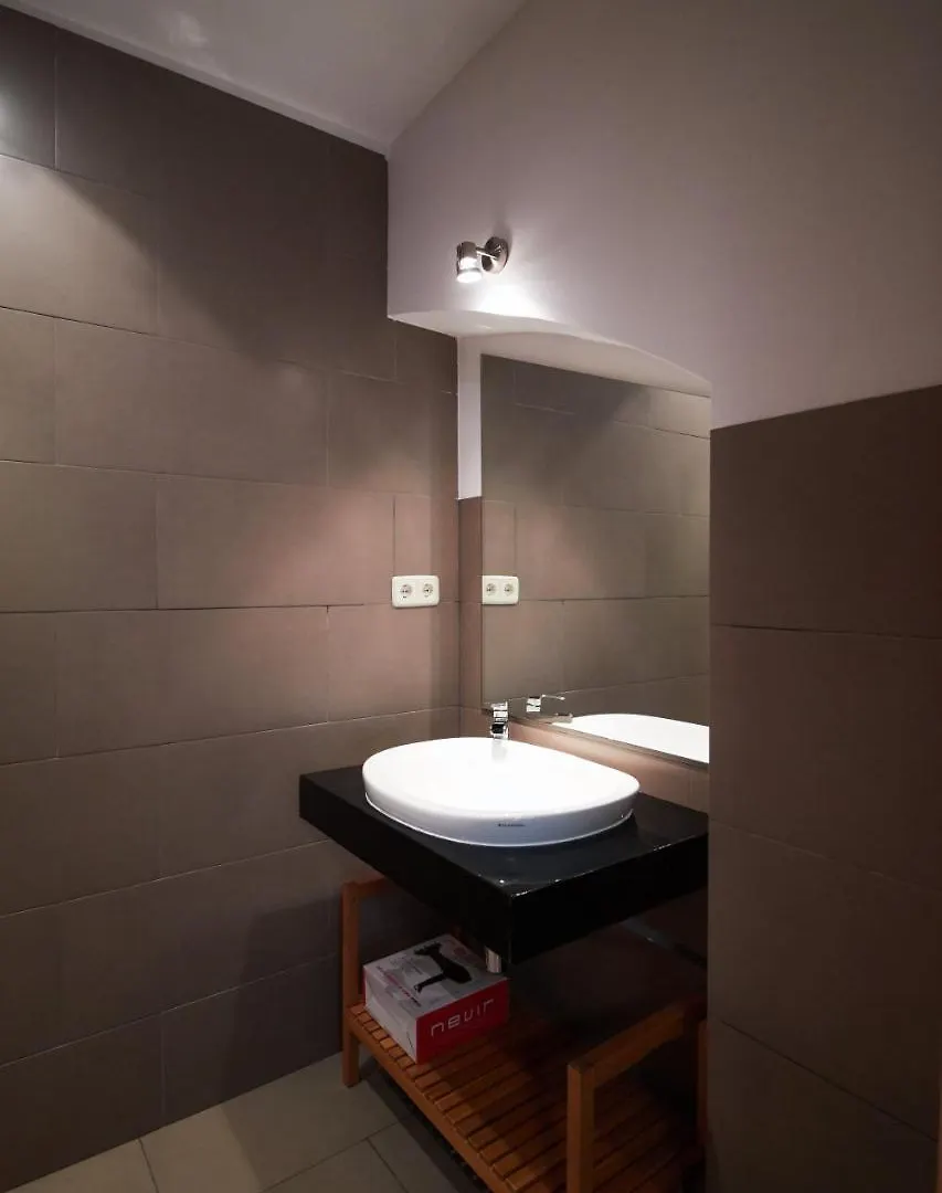 Alcam Alio Cine Apartment Barcelona Spain